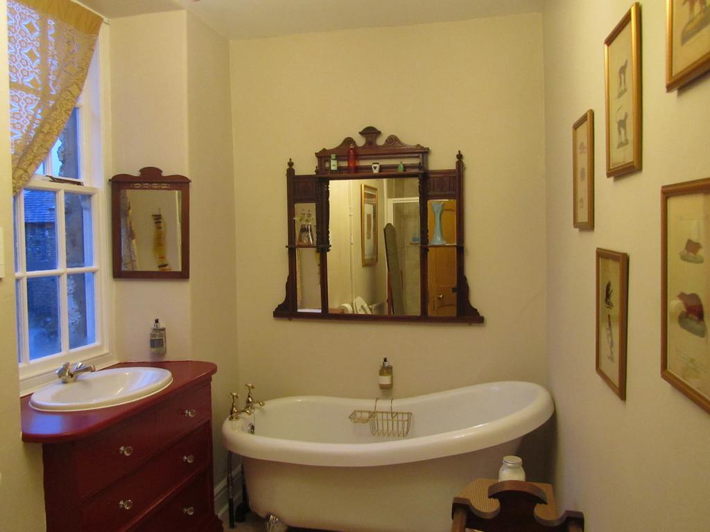 Bed and Breakfast Old Croft House Киркби-Стивен Номер фото