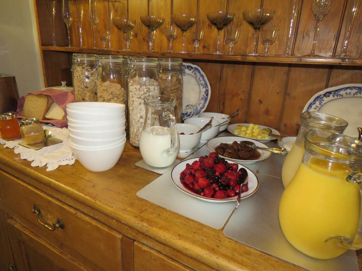 Bed and Breakfast Old Croft House Киркби-Стивен Экстерьер фото
